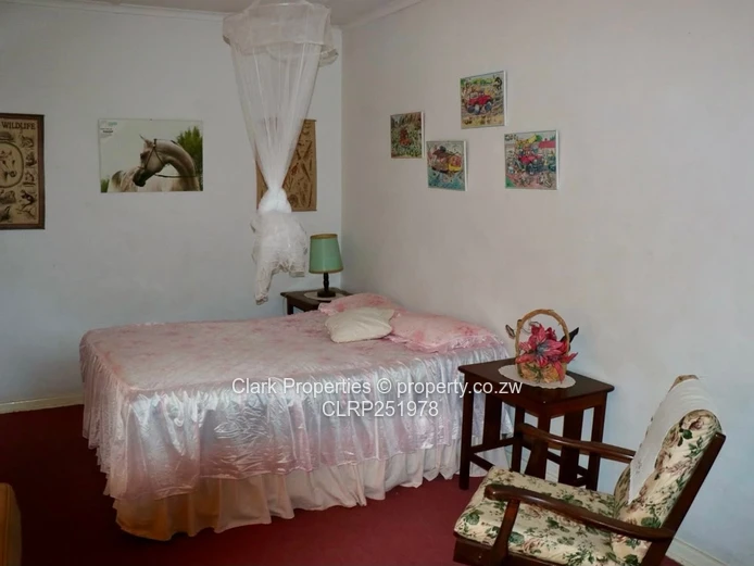 Fully Furnished 5-Bed Holiday Retreat (Sole Mandate)