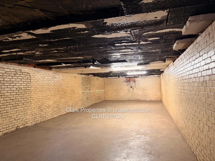 Industrial & Commercial Property For Sale