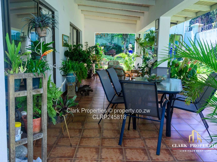 Immaculate, Spacious Townhouse (Sole Mandate)