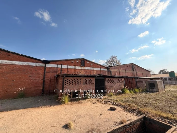 Industrial & Commercial Property For Sale