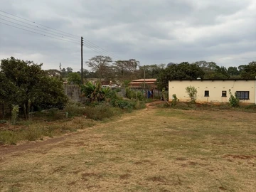 Commercial & Industrial Land