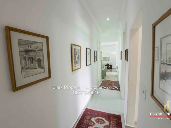 Immaculate, Spacious Townhouse (Sole Mandate)