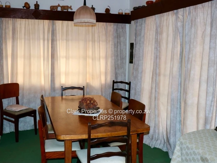 Fully Furnished 5-Bed Holiday Retreat (Sole Mandate)