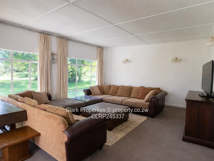 Multipurpose Farm Close To Bulawayo