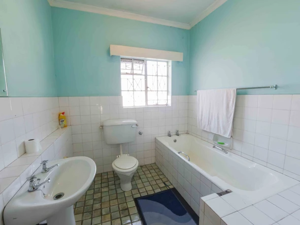 2 Bedroom Garden Flat