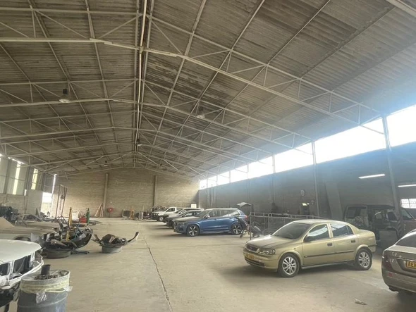 Warehouse & Factory