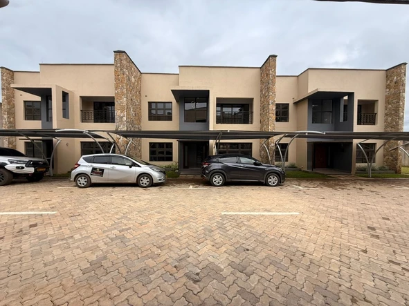 3 Bedroom Flat & Apartment