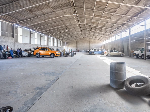 Warehouse & Factory