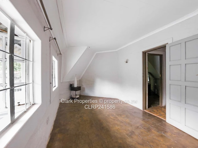 Prime Location Family Home Rolf Valley