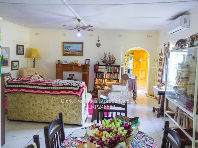 Secure Family Living On 3,279sqm (Sole Mandate)