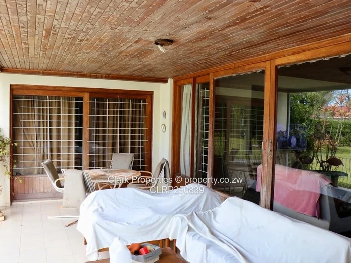 Spacious Grand Home With Vumba Mountain Views