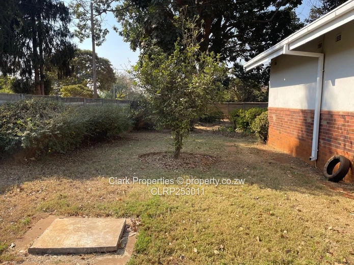 Cottage Available In Marlborough!