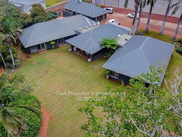 Office Property in an Exceptional Location!