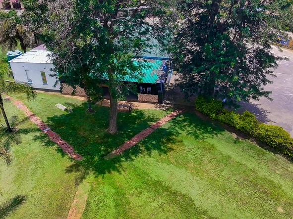 Commercial & Industrial Land