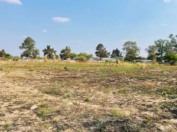 Commercial & Industrial Land