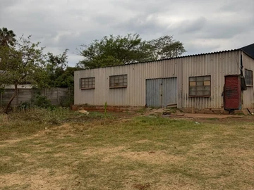 Commercial & Industrial Land