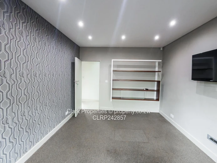 Office Property in an Exceptional Location!