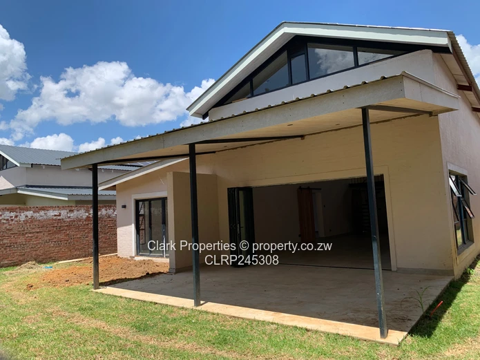 Stunning Townhouse (Sole Mandate)