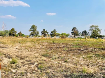 Commercial & Industrial Land