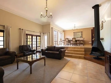 5 Bedroom House