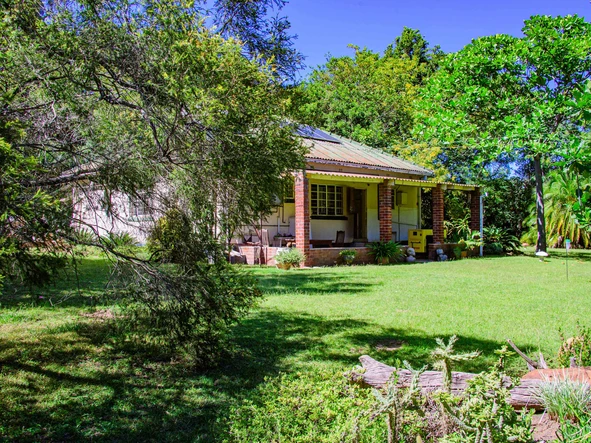 Stands & Residential Land