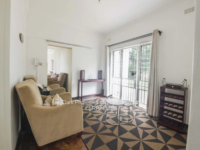 4 Bed House In Greystone Park With Good Size Land