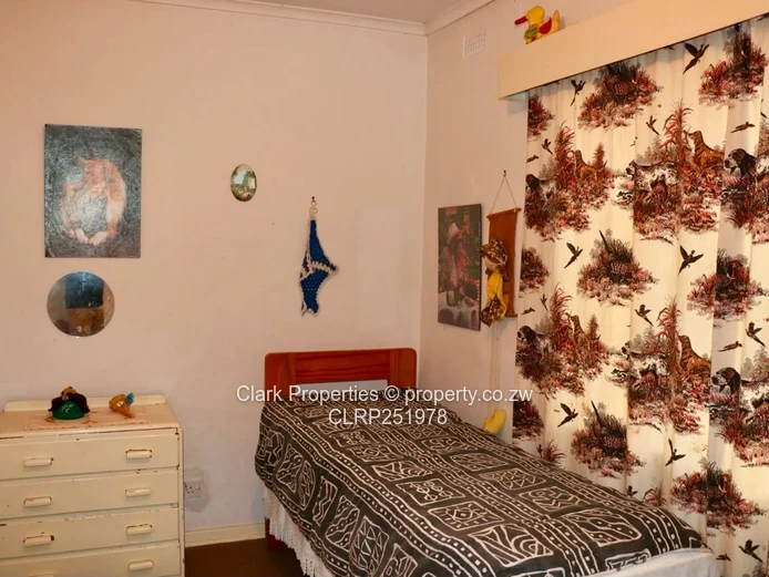 Fully Furnished 5-Bed Holiday Retreat (Sole Mandate)