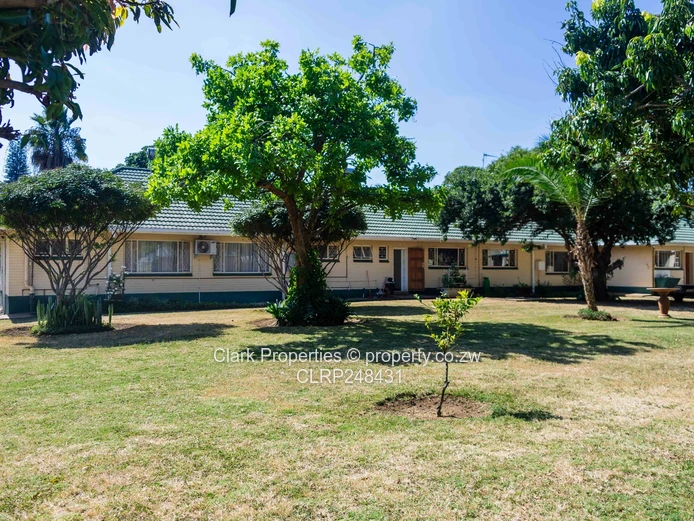 Exceptional Off-Grid Family Home in a Quiet Close! (Sole Mandate)