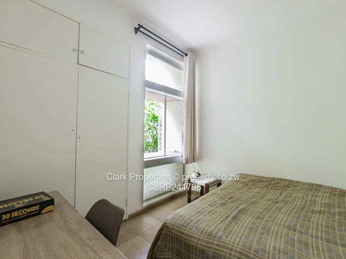 4 Bed House In Greystone Park With Good Size Land