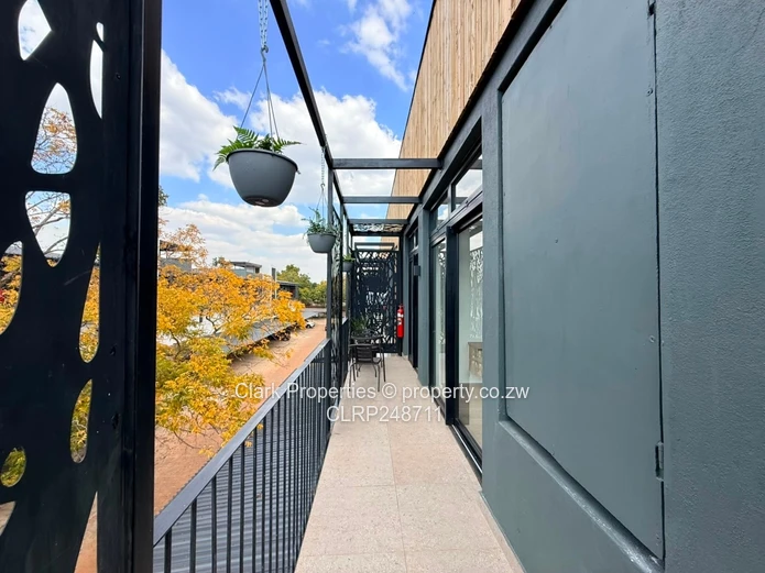 Neat Apartment at Jacaranda Heights!