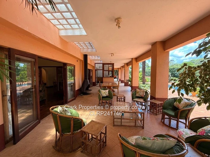 Elegant Residence With Modern Comfort