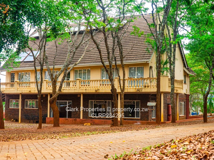 Solid 4 Bedroom Double - Storey Family Home! (Sole Mandate)