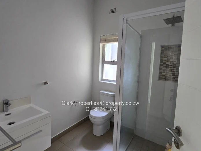 Corner Unit with a Large Garden 