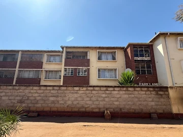 2 Bedroom Flat & Apartment