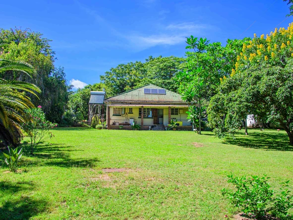 Stands & Residential Land