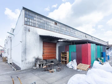 Warehouse & Factory