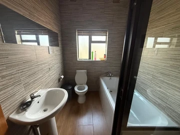2 Bedroom Cottage