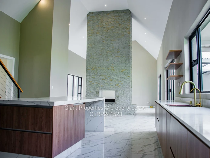 Striking Contemporary Living (Sole Mandate)