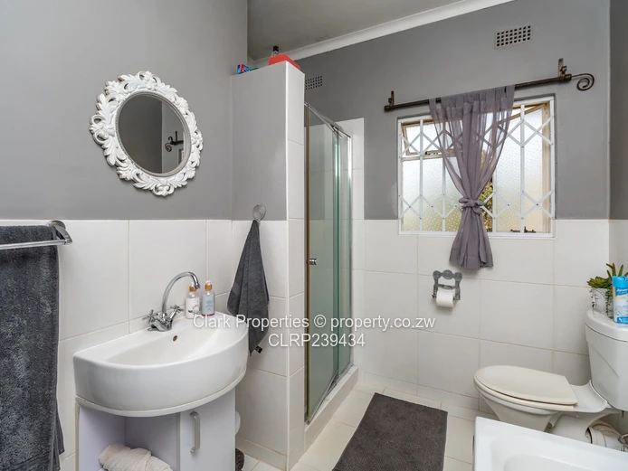 4 Bedroom-home, Move In Ready! Close to Chisipite 