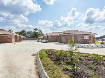 4 Bedroom Townhouse Complex