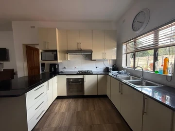 2 Bedroom Cottage