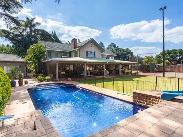 5 Bedroom House
