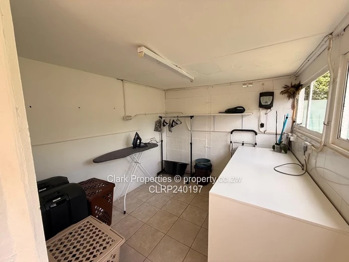 Family Home with Pool & Solar Backup