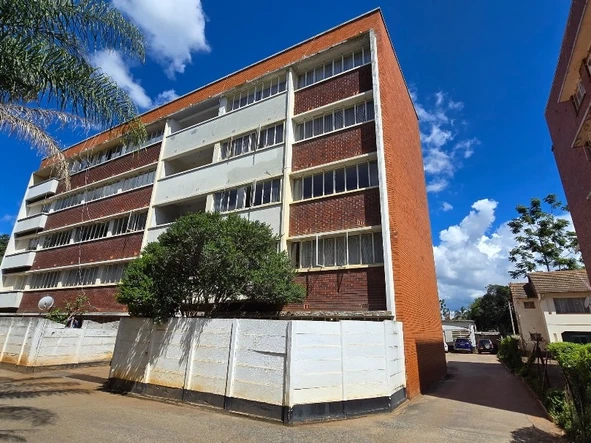 Neat 2 bed flat along Josiah Chinamano Avenue 