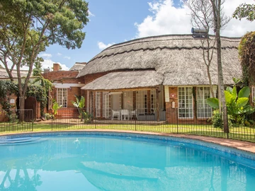 6 Bedroom House