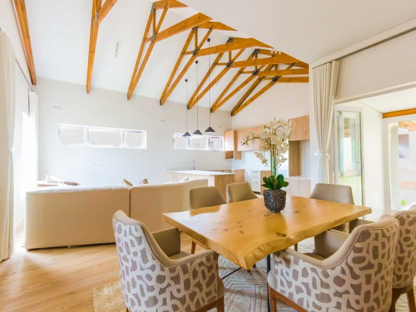 6 Unit Townhouse Complex