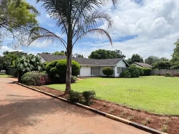 Home in Mount Pleasant! 