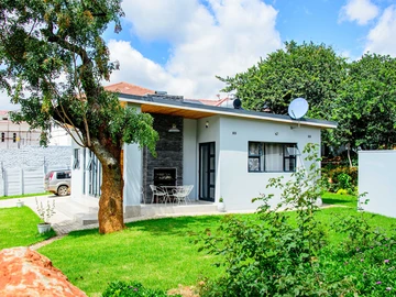 6 Bedroom House