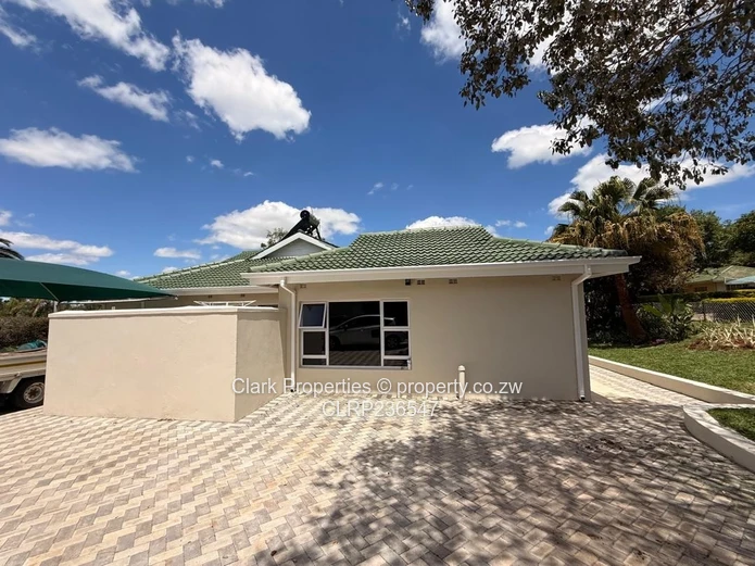 Spacious, Modern & Perfectly Located