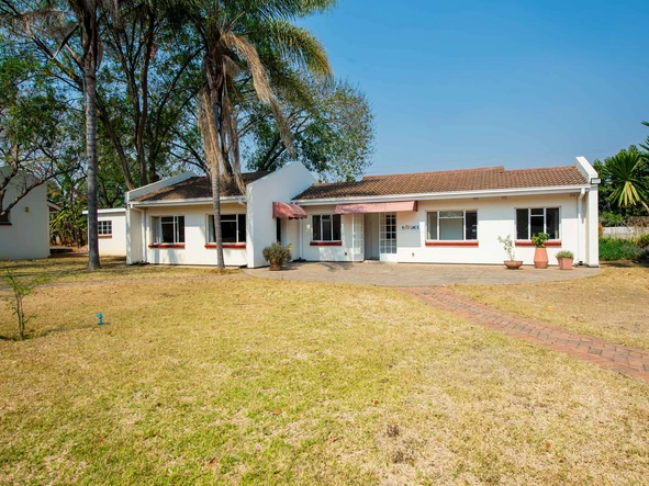 22 Bedroom House